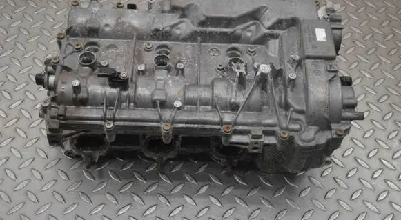 Porsche 911 991 Engine head 9A210521302 9A210555302