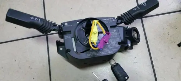 Opel Vectra C A set of switches 13204146
