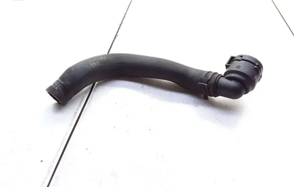 Volkswagen Golf V Engine coolant pipe/hose 1K0122157D