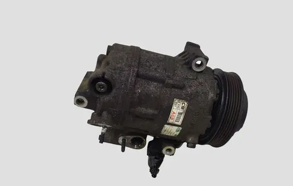 KIA Sorento Air conditioning (A/C) compressor (pump) F500MA9AA05