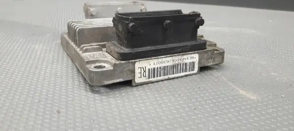 Chevrolet Aveo Engine control unit/module ECU 96436780