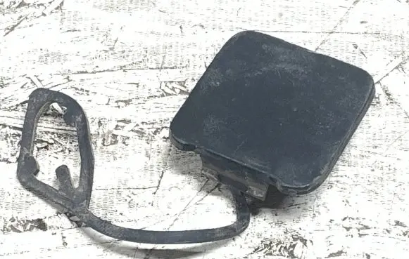 Volvo XC70 Front tow hook cap/cover 30678712