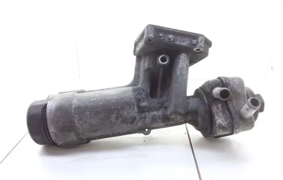 Volkswagen Bora Oil filter mounting bracket 038115389C 028117021B 24110120
