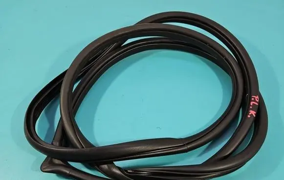 Hyundai i20 (GB IB) Front door rubber seal IMPRK1590099