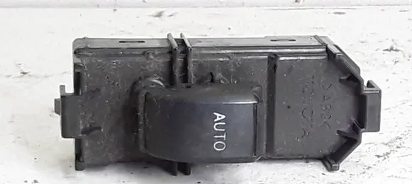 Toyota Corolla E120 E130 Electric window control switch 8403012010