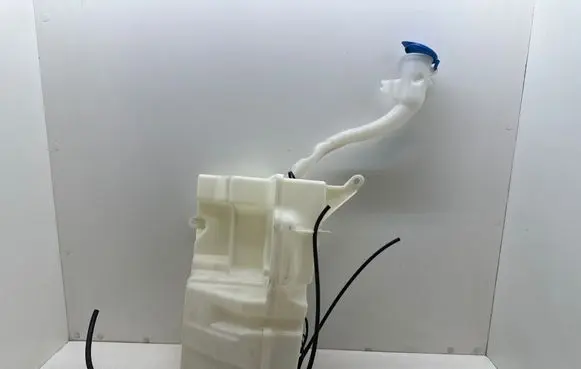 Volvo XC60 Windshield washer fluid reservoir/tank 30753424