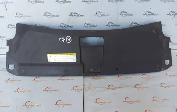 Audi Q3 8U Radiator trim 8U0807081B