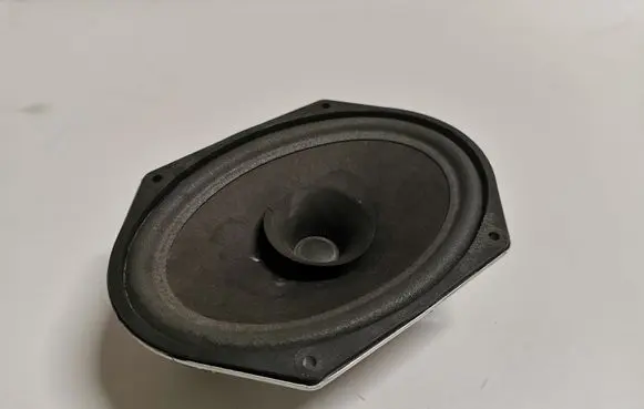 Ford Mustang V Front door speaker 8R3T18808CA