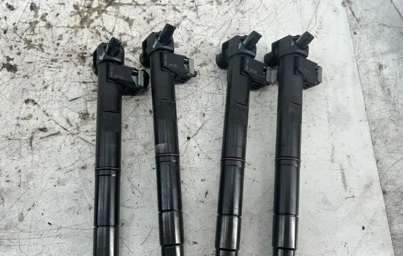KIA Ceed Fuel injectors set 338002A780