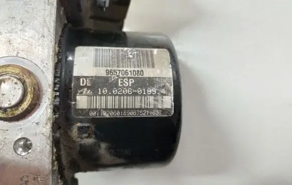 Citroen C5 ABS Pump 10096011473 00007503C2 9657061080