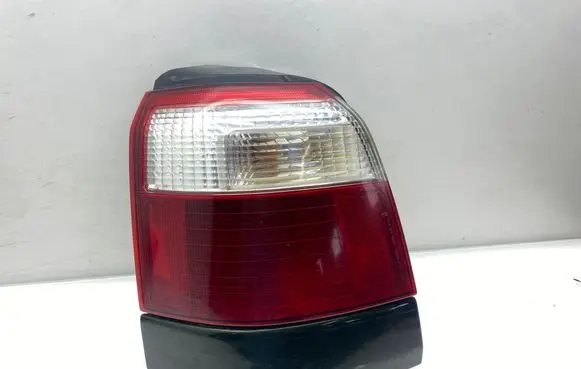 Subaru Forester SF Rear/tail lights