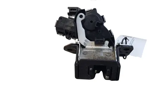 Mazda 3 II Tailgate/trunk/boot lock/catch/latch