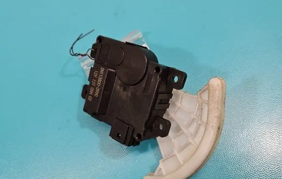 A/C air flow flap actuator/motor