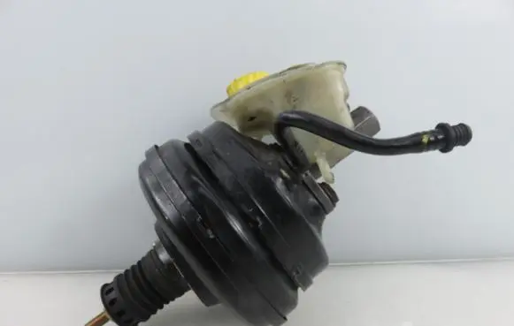 Audi A6 S6 C5 4B Brake booster 4B3612105A