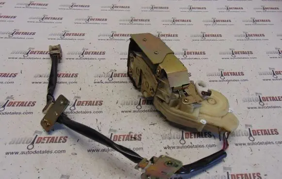 Honda CR-V Rear door lock