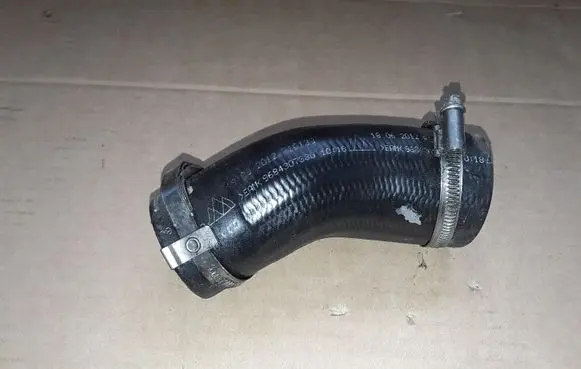 Peugeot 3008 I Intercooler hose/pipe 9684307380