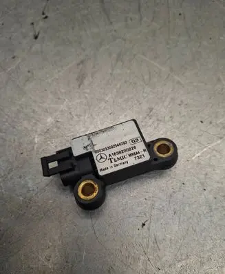 Mercedes-Benz ML W163 Airbag deployment crash/impact sensor A1638200226 000303300254293