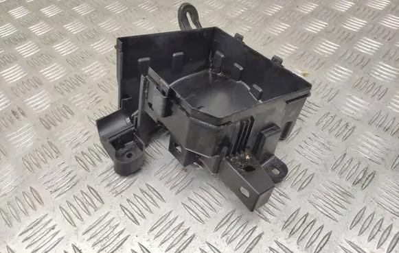 Nissan Juke I F15 Fuse box set