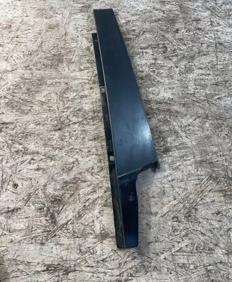 Audi Q5 SQ5 8R Other front door trim element 8R0837901