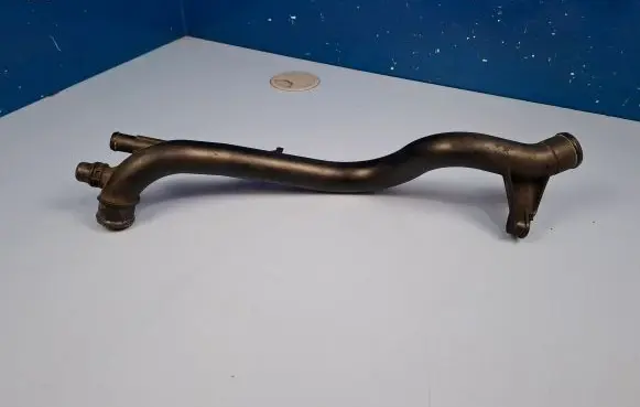 Audi Q5 SQ5 Engine coolant pipe/hose 03L121071V
