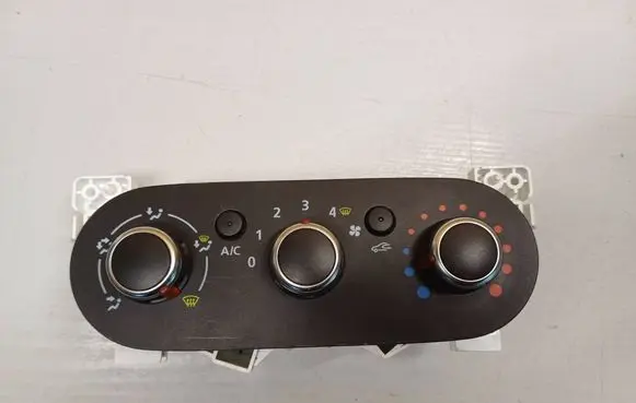 Renault Trafic III (X82) Climate control unit E1093049AC 30080060