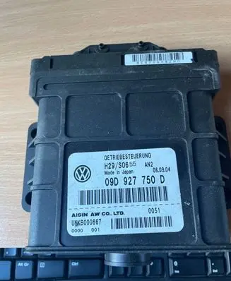 Volkswagen Touareg I Gearbox control unit/module 09D927750D UNKB000667 H29S0655
