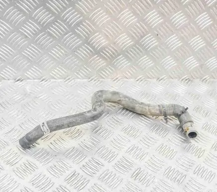 Nissan Patrol Y61 Engine coolant pipe/hose