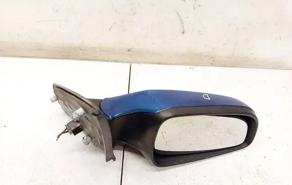 Opel Astra H Front door electric wing mirror