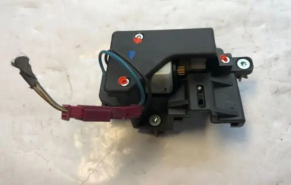 BMW 5 E60 E61 Curtain motor 9918003164