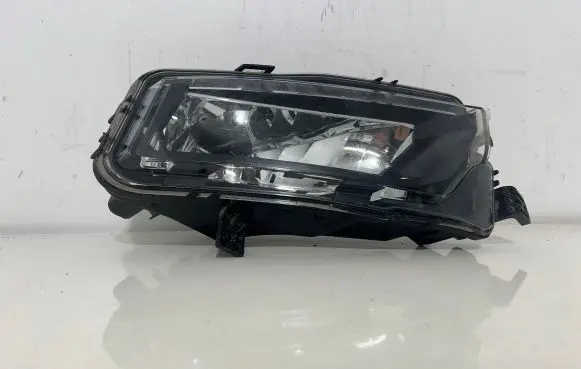 Volkswagen Caddy Front fog light 2K5941662B