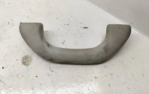 Front interior roof grab handle