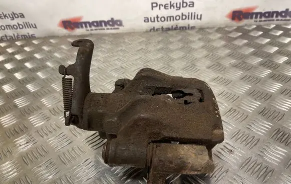Iveco Daily 30.8 - 9 Rear brake caliper