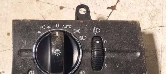 Light switch