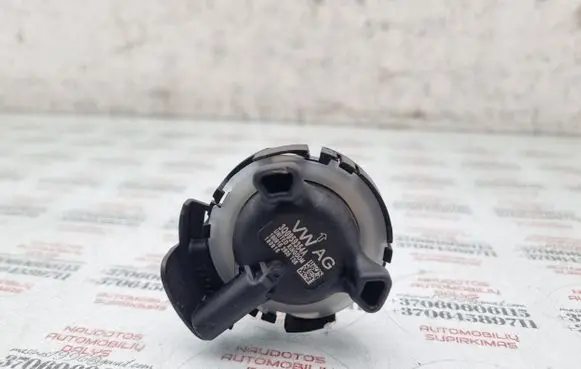 Skoda Octavia Mk3 (5E) Airbag deployment crash/impact sensor 3Q0959354A