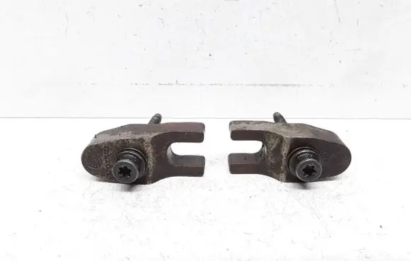 Volvo V60 Fuel Injector clamp holder 