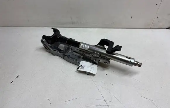 Mercedes-Benz ML W166 Steering wheel axle A1664601016