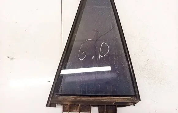 Toyota RAV 4 (XA30) Rear vent window glass 