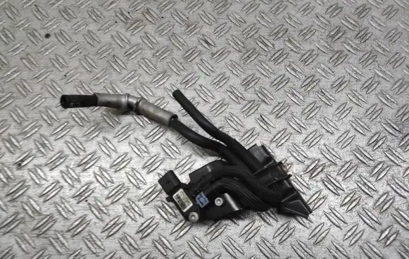 Volkswagen PASSAT B7 Exhaust gas pressure sensor 1K0131552N 056L25336AB