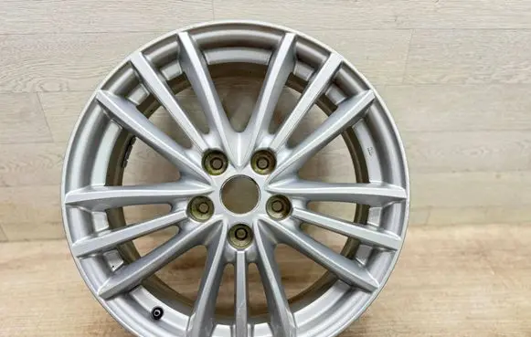 Suzuki SX4 S-Cross R17 alloy rim 4321061-M72