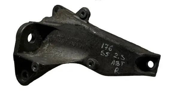 Volkswagen PASSAT B5.5 Engine mounting bracket 8D0399114AJ