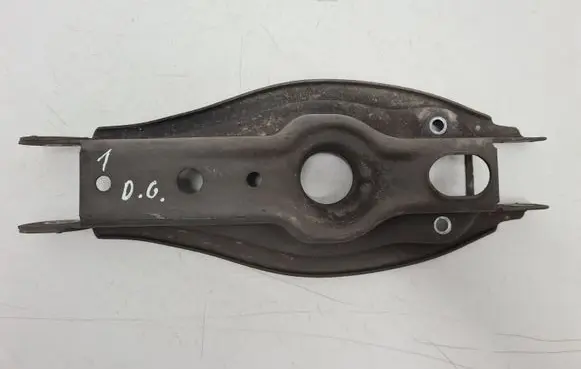 BMW 1 E81 E87 Rear upper control arm/wishbone