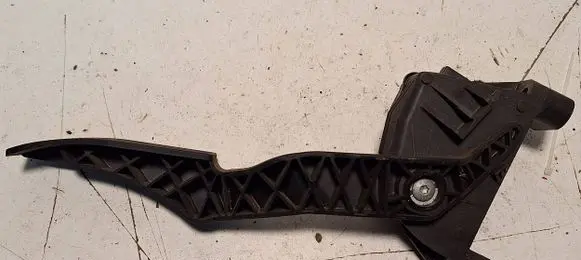 Opel Zafira B Accelerator throttle pedal 6PV00811400 9202341