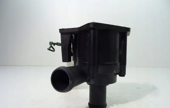 Audi A5 8T 8F Electric auxiliary coolant/water pump 8K0965561A