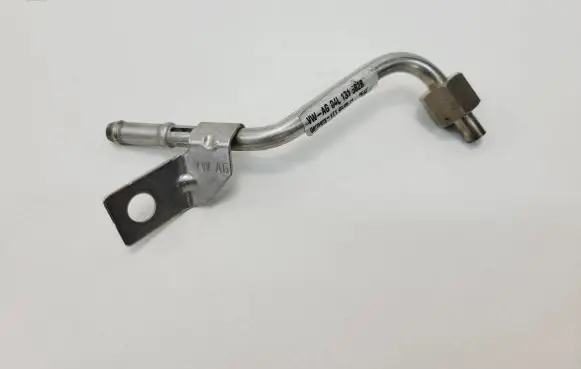 Volkswagen Tiguan Exhaust gas pipe 04L131582B
