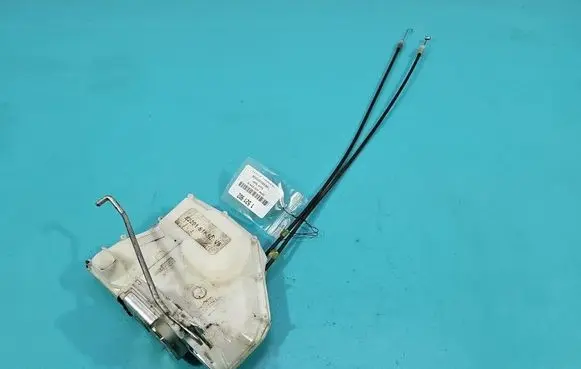 Suzuki Splash Front door lock 82201-51K50 IMPRK1521902