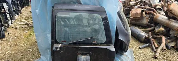 Nissan Patrol Y61 Tailgate/trunk/boot lid