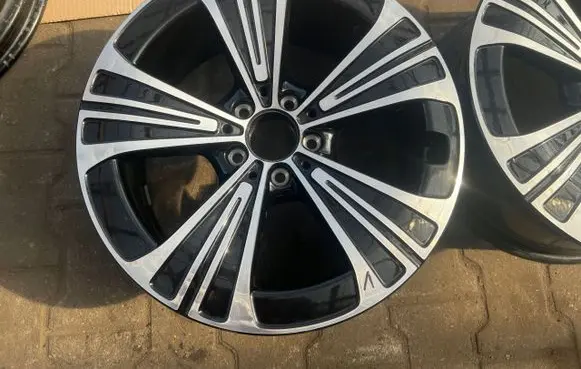 Mercedes-Benz E W214 R18 alloy rim 