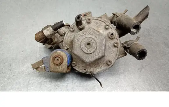 Nissan X-Trail T30 LP gas reducer 67R011005