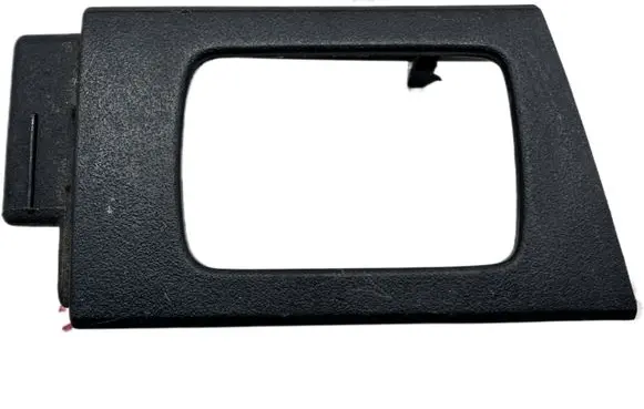 Toyota Avensis T270 Other trunk/boot trim element 58417