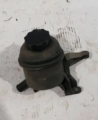 Mercedes-Benz C W203 Power steering fluid tank/reservoir A2034600083